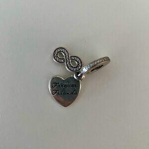 Pandora Forever Friends Charm